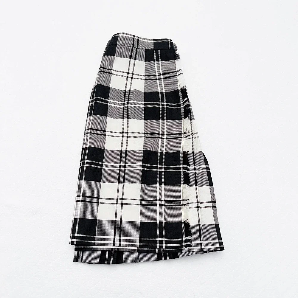 O'Neil of Dublin Ireland Plaid Black and White Pencil Skirt SZ8